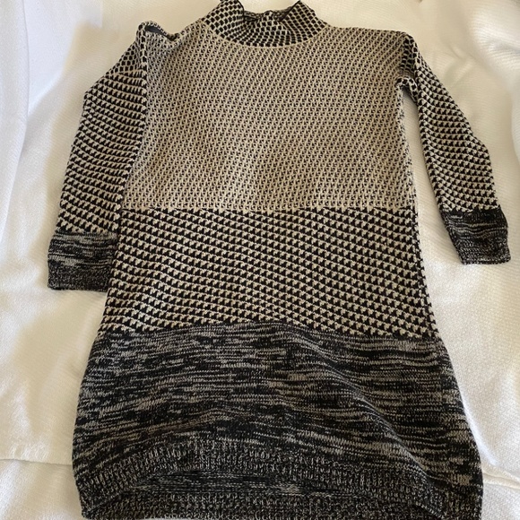 Weekend MaxMara - Picture 1 of 2